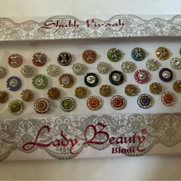 Jumbo Pack Round Multicolored Bindis, Forehead Gems, Body Jewels - Picture 4 of 11